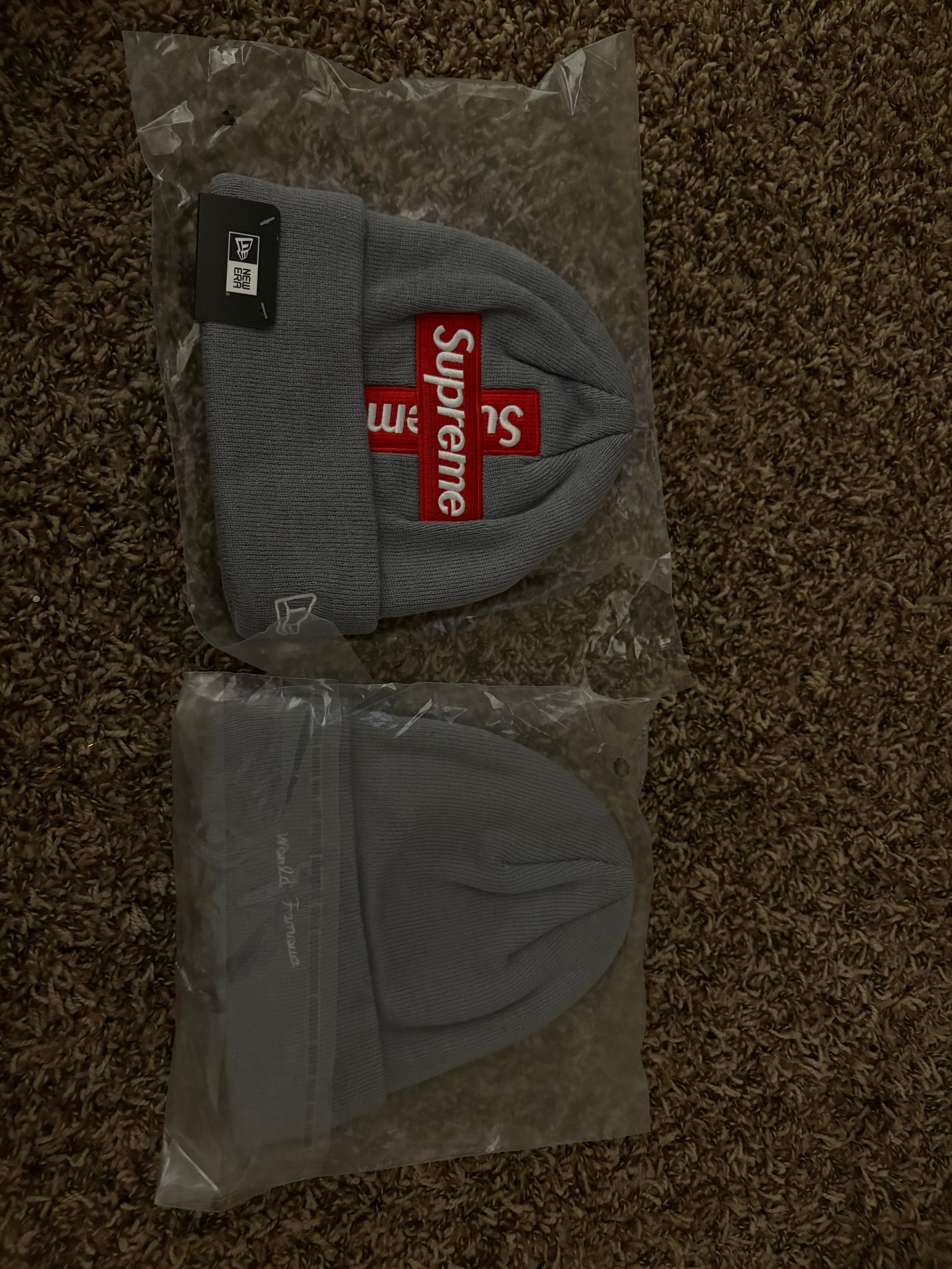 SUPREME BEANIE